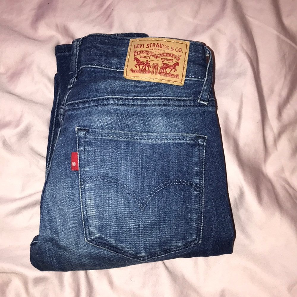 Levi’s 711 skinny jeans mid rise